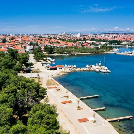 Apartment Caisa - Amber 20m From The Sea Zadar