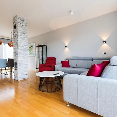 Caisa - Amber 20m From The Sea Apartment